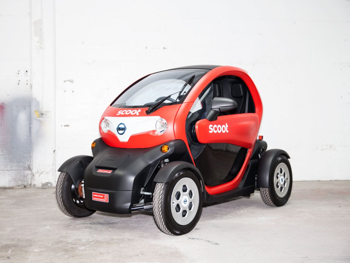 Renault Twizy красная