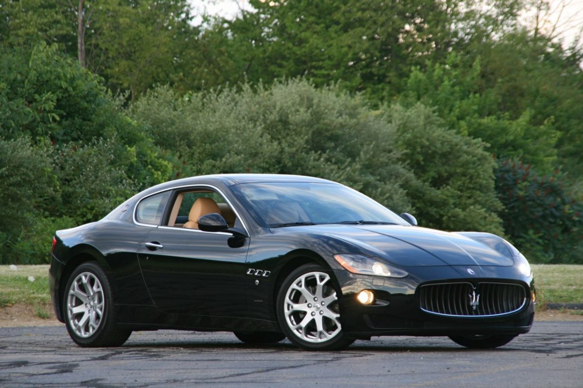 Мазерати купе gt 2008