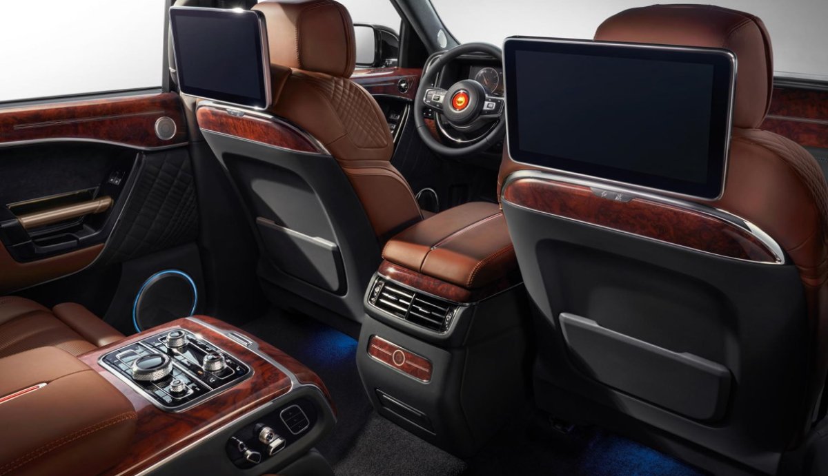 Китайский Роллс Ройс Hongqi салон