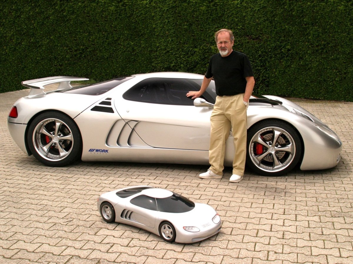 Машина Lotec Sirius