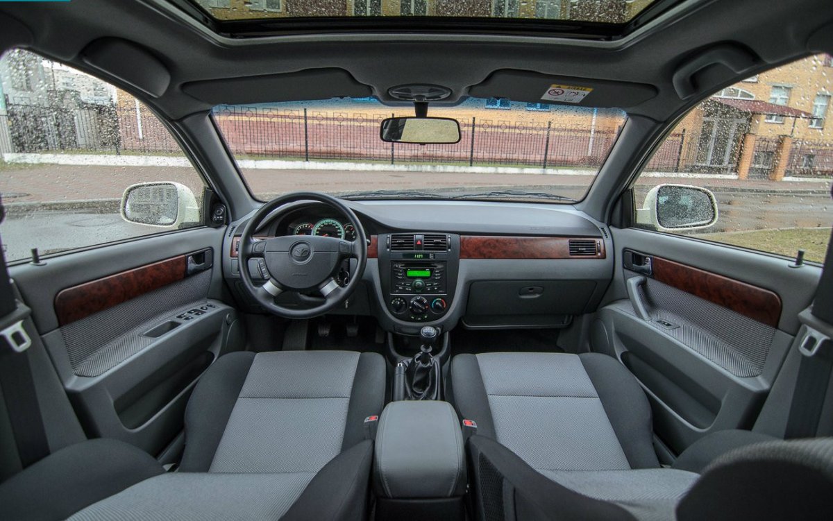 Daewoo Gentra 2013