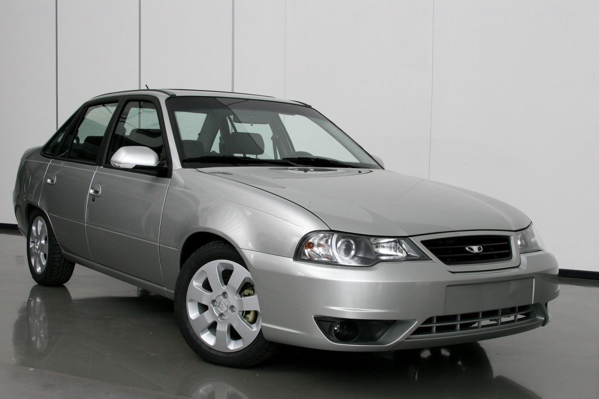 Daewoo Nexia 2015