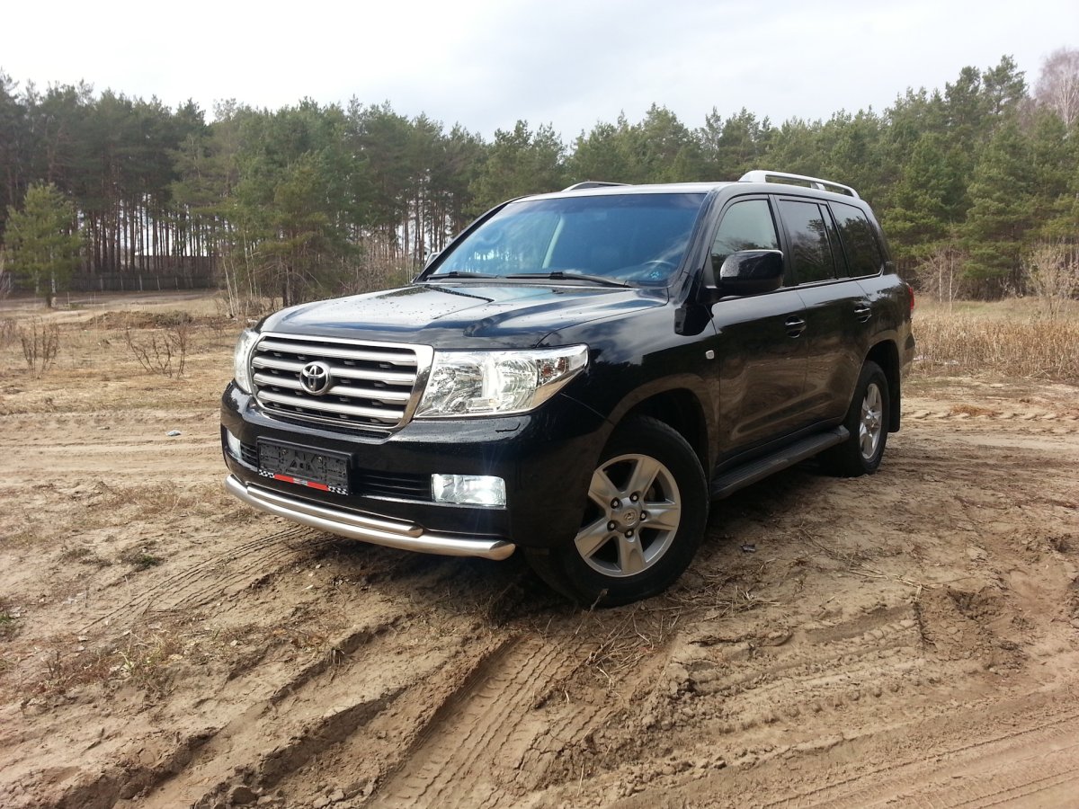 Toyota Landcruiser 200 2011