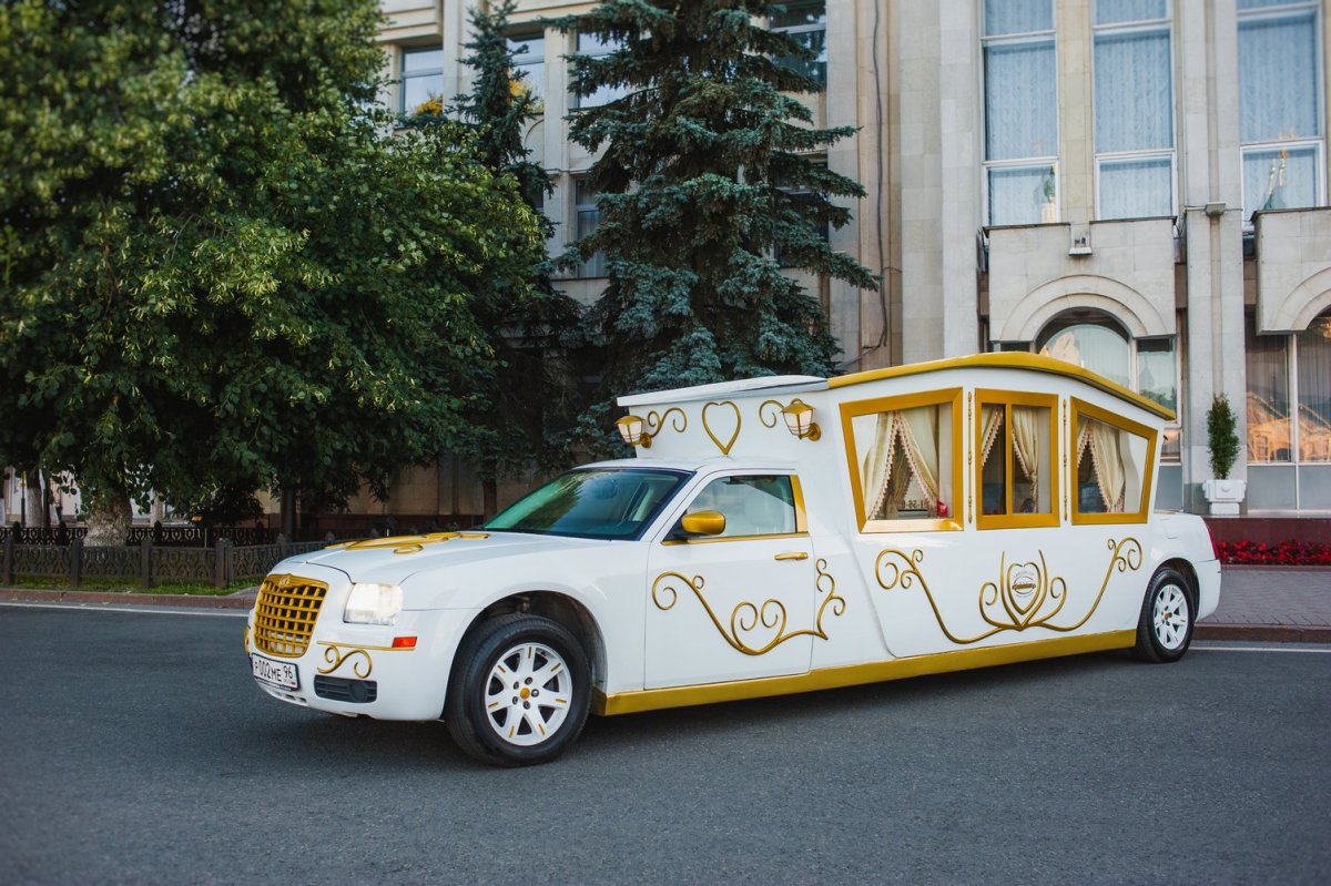 Крайслер 300с карета