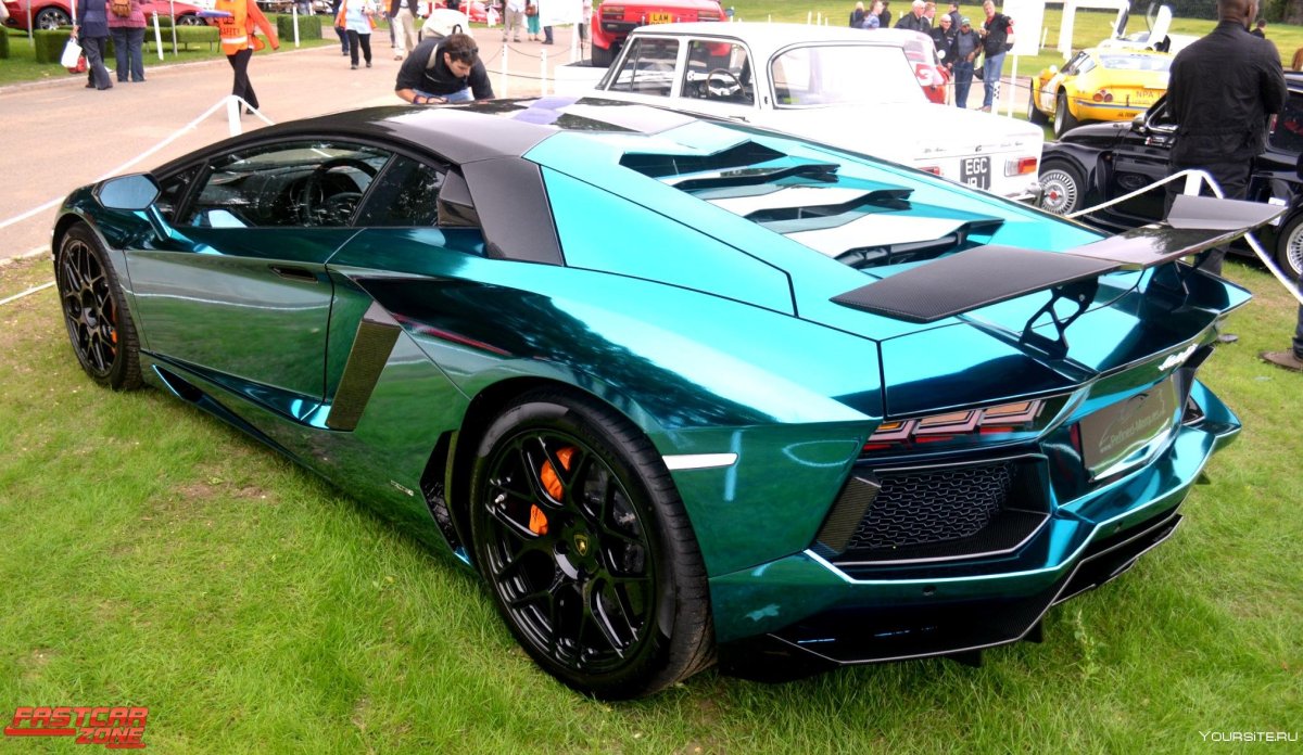 Lamborghini Aventador изумрудный