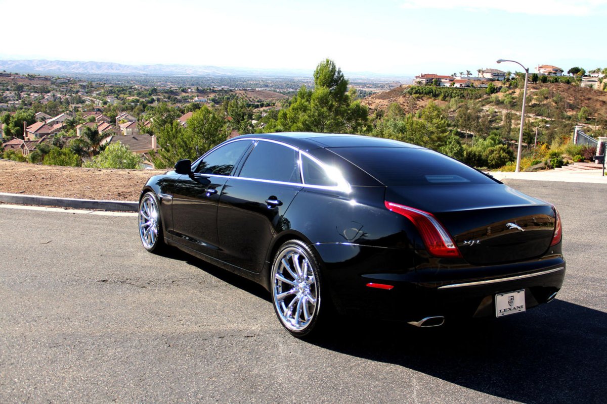Jaguar XJ 2012