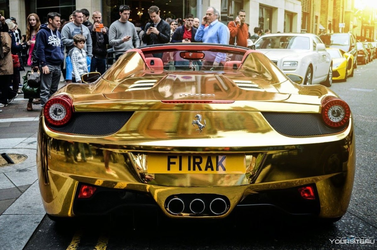 Ferrari 458 Spider Gold