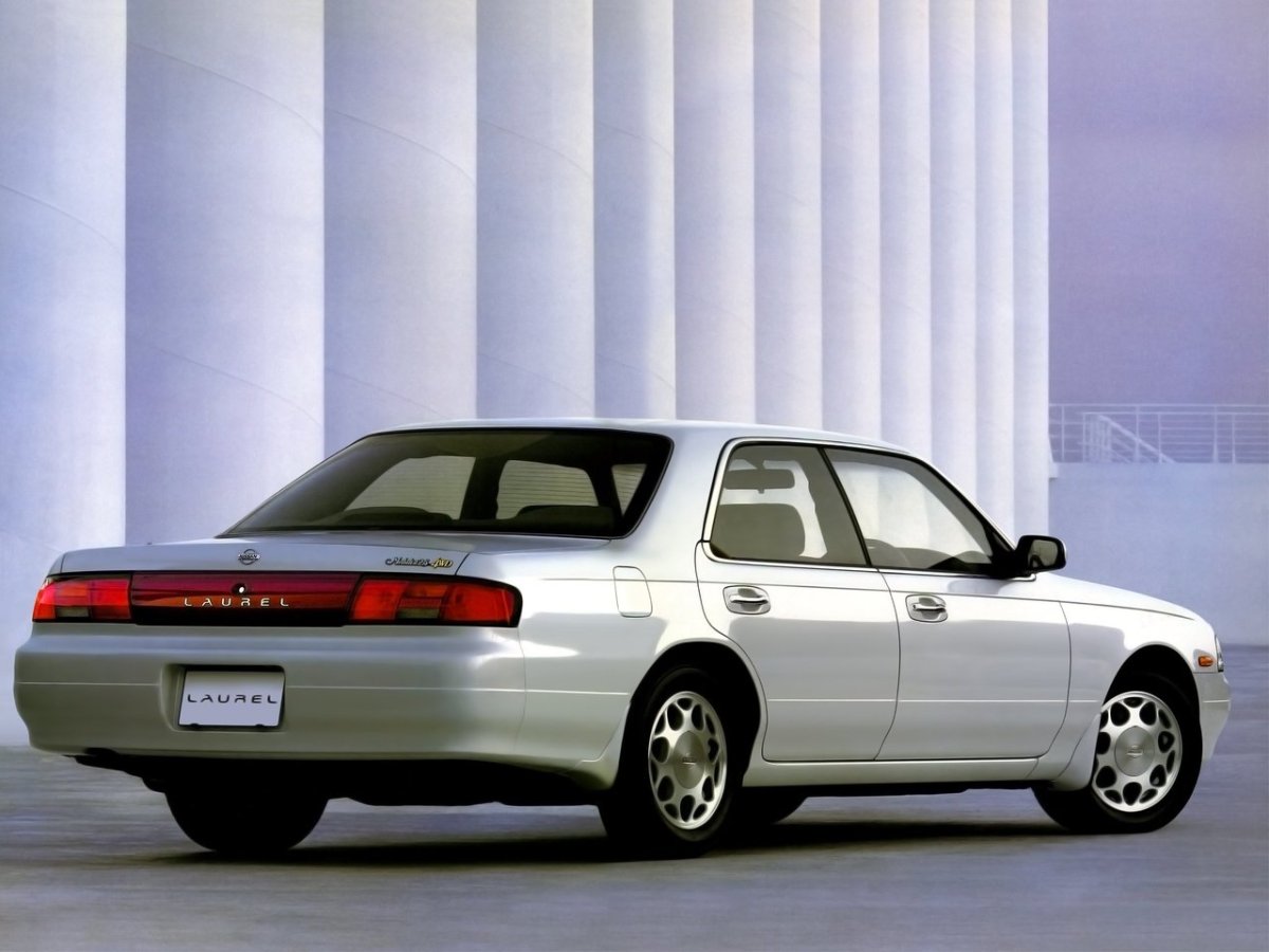 Nissan Laurel hc34