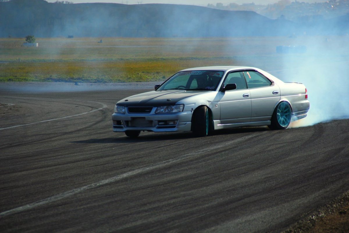 Nissan Laurel c35 дрифт