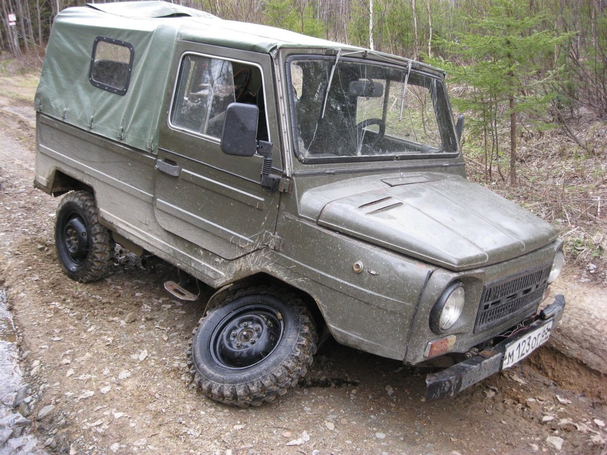 ЗАЗ 969 И ЛУАЗ 969