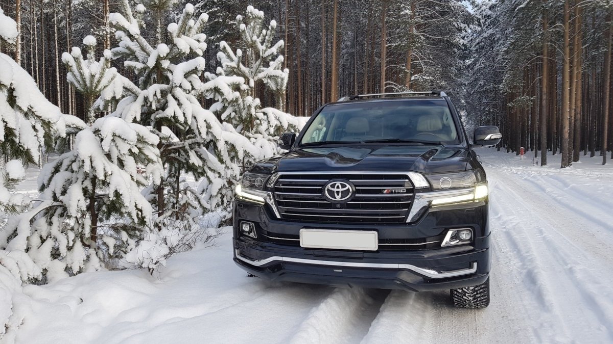 Toyota Land Cruiser 200 зимой
