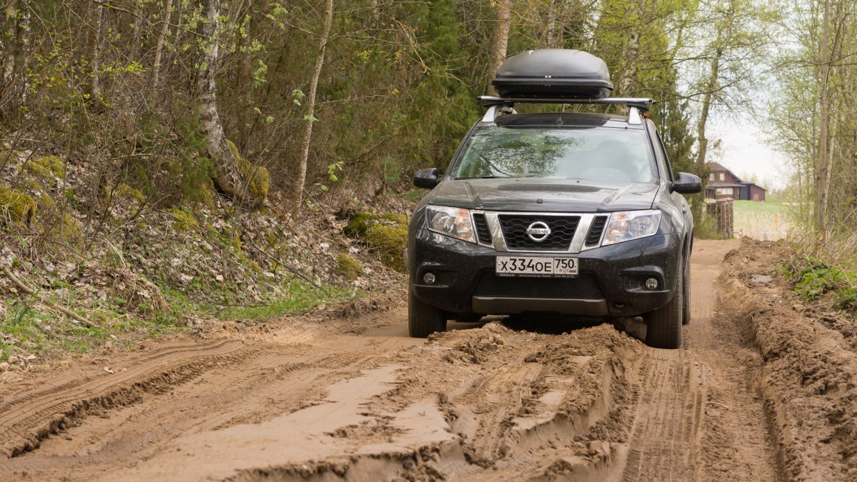 Nissan Terrano drive2