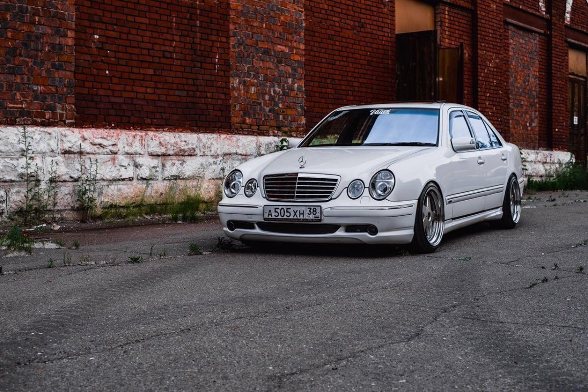 Mercedes Benz w210 AMG