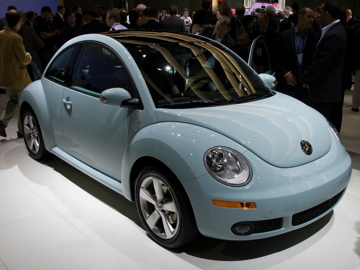 Volkswagen New Beetle 2010