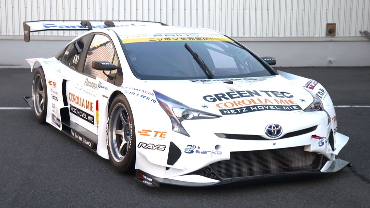Toyota Prius gt