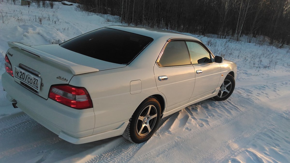 Nissan Laurel c35 битый