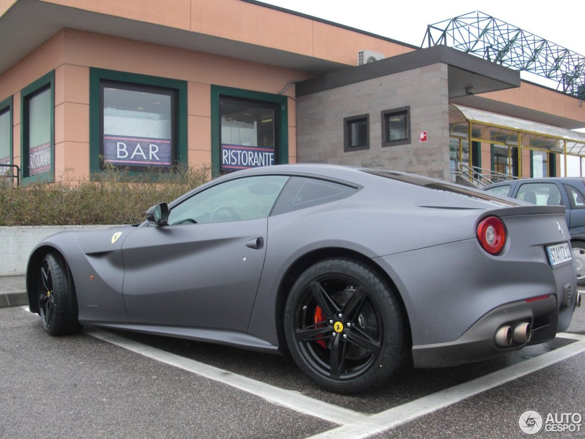 Ferrari f12 Berlinetta графит матовая