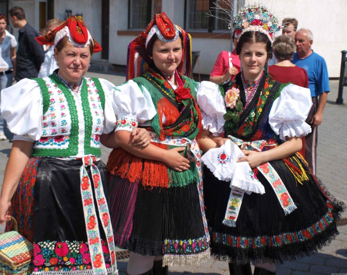 Холлокё Венгрия национальный костюм