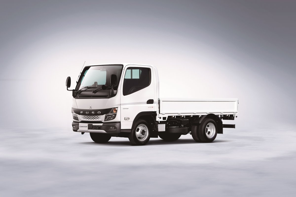 Mitsubishi Canter 2022