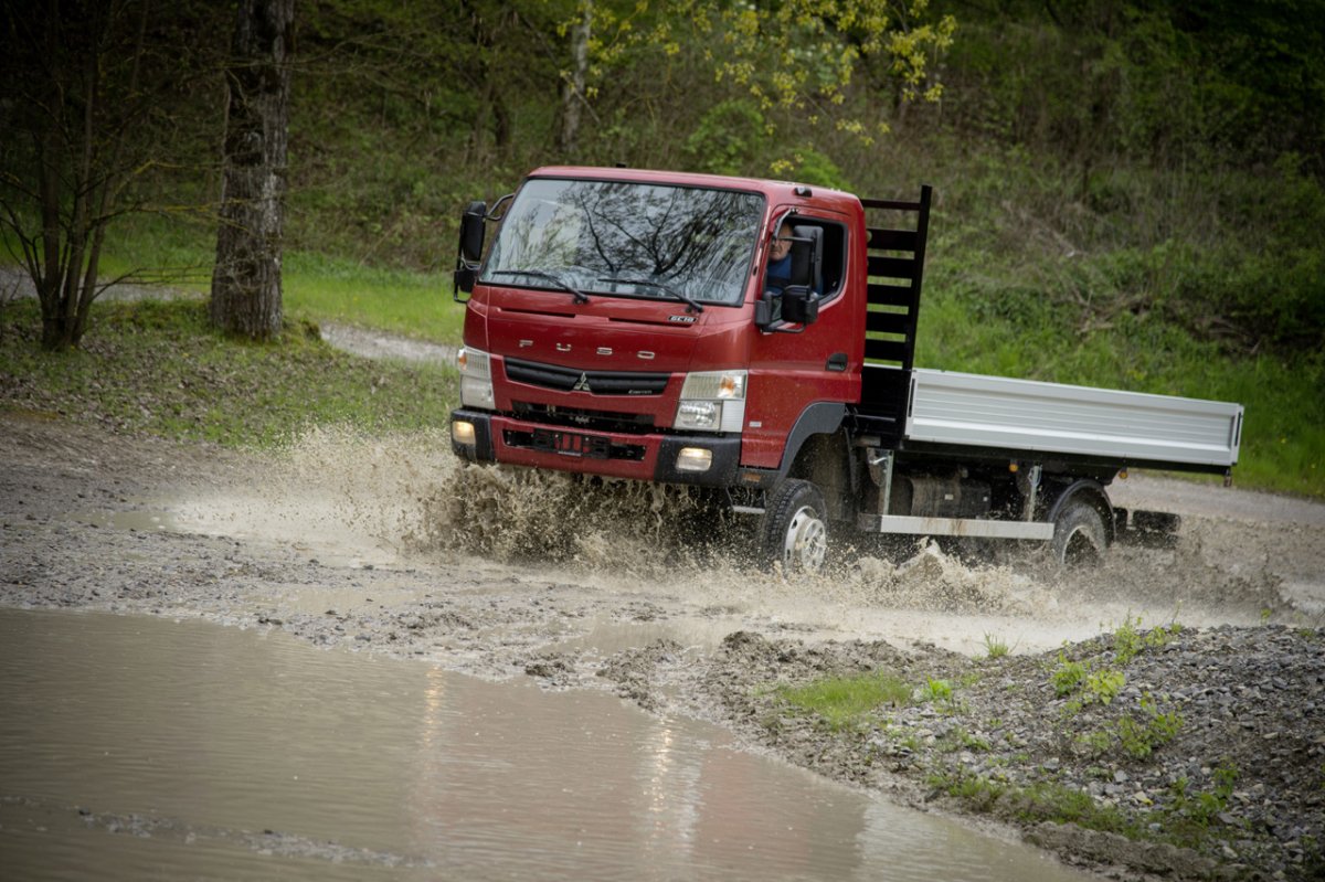 Mitsubishi Fuso Canter 4x4