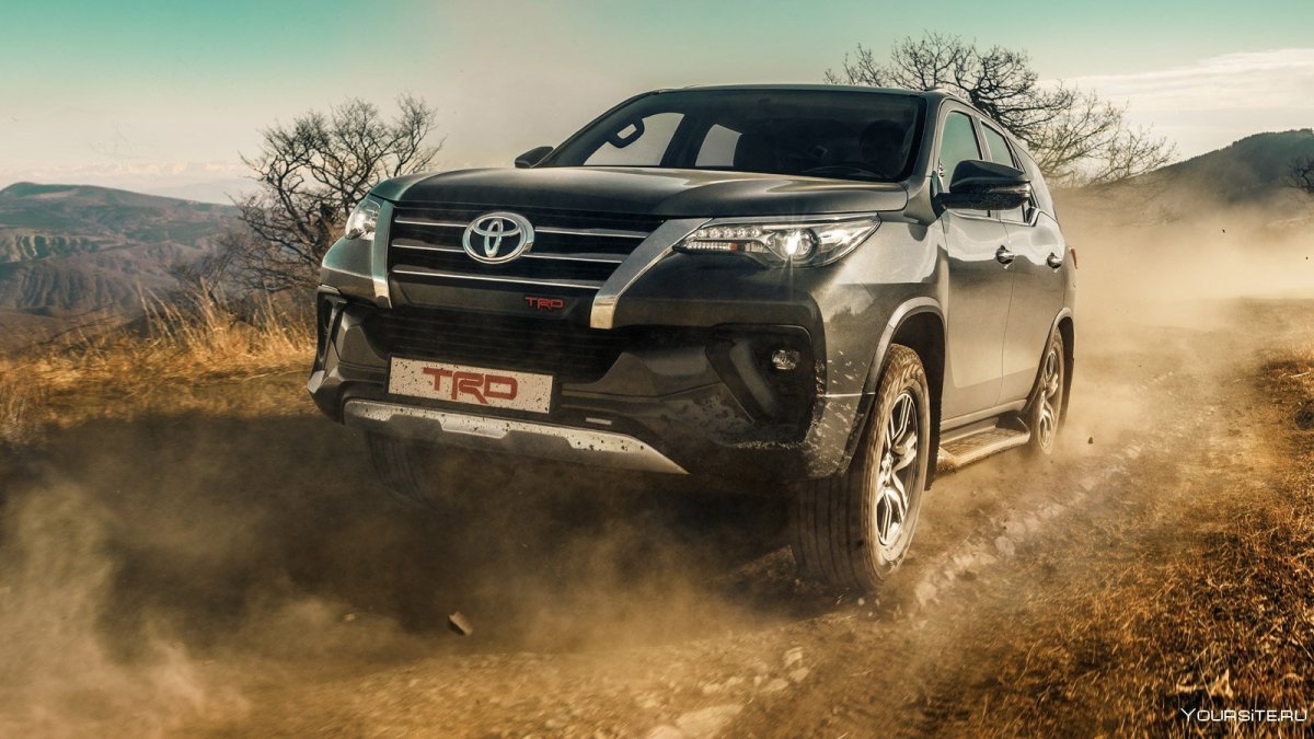 Mitsubishi Fortuner