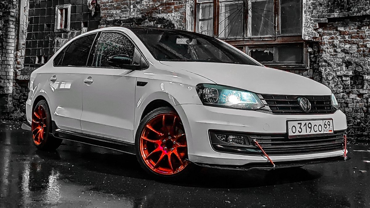 VW Polo r20