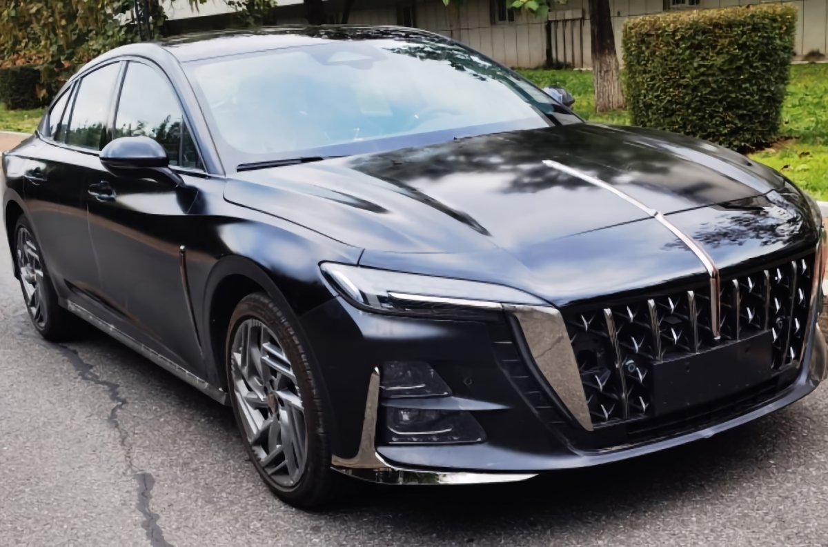 Geely Tugella 2023