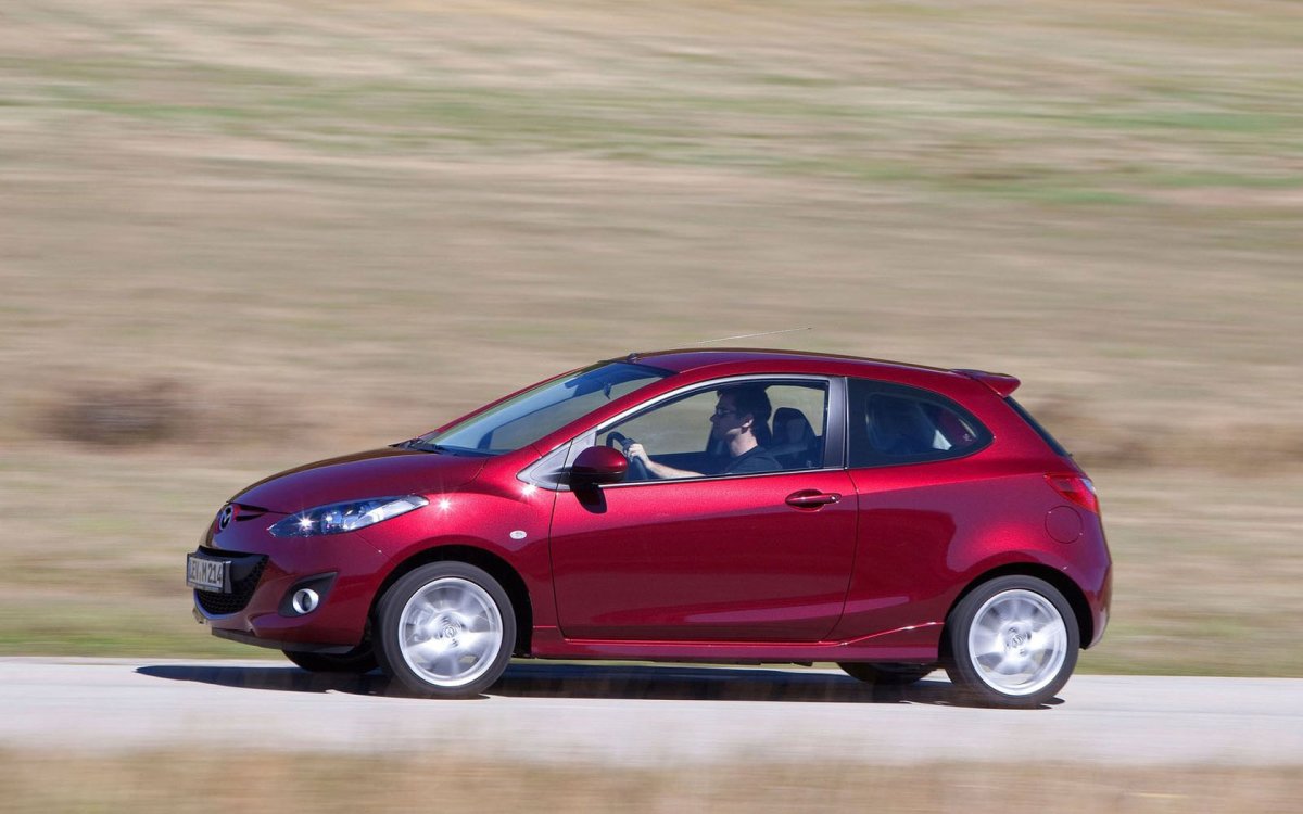 Mazda 3 2