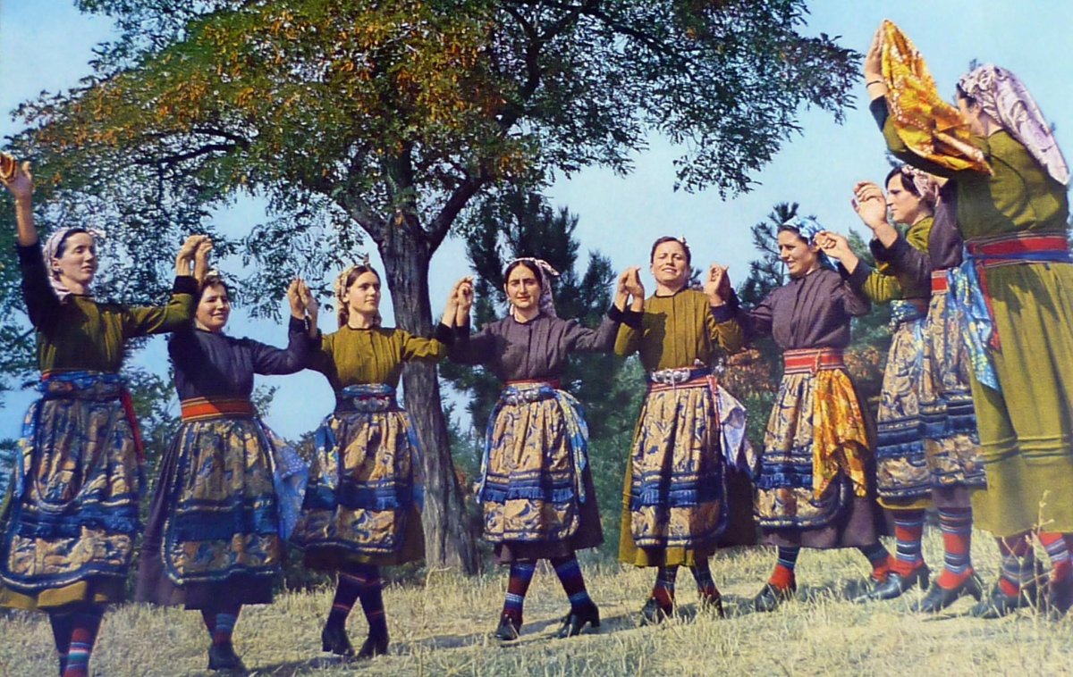 Балканы народ