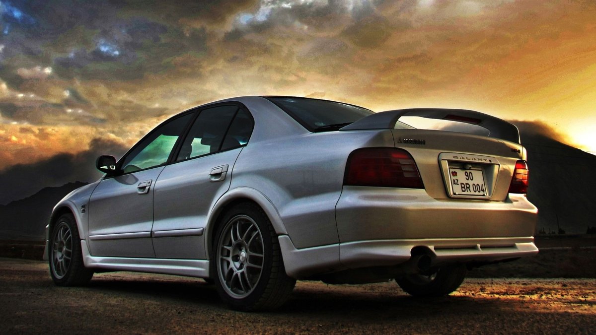 Mitsubishi Galant 8