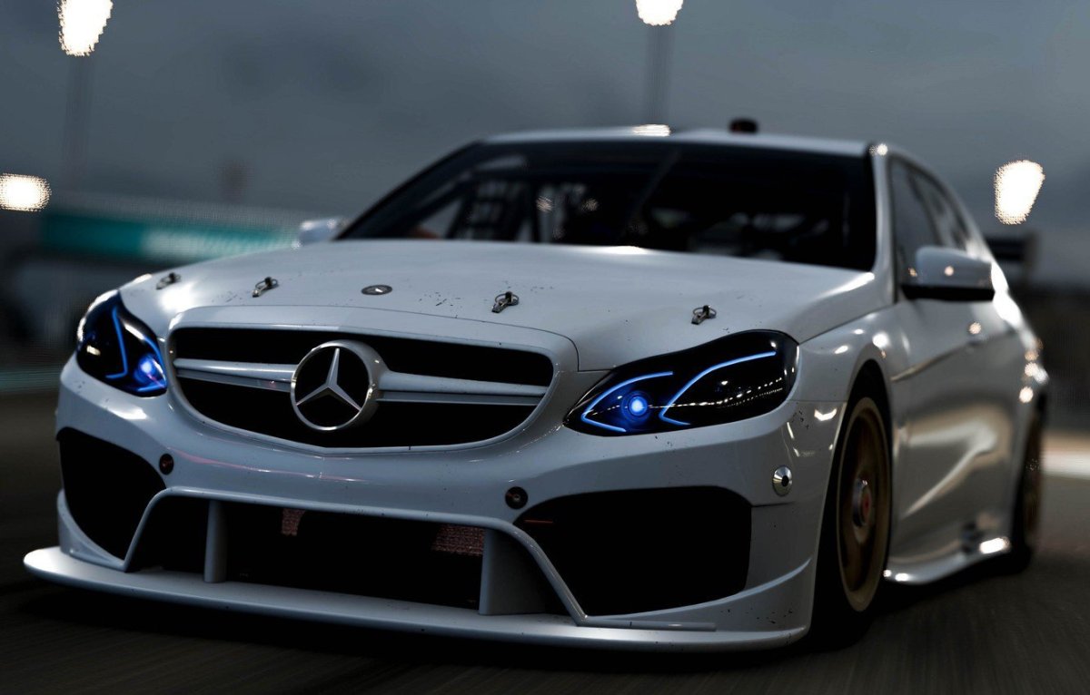 Mercedes в044мн