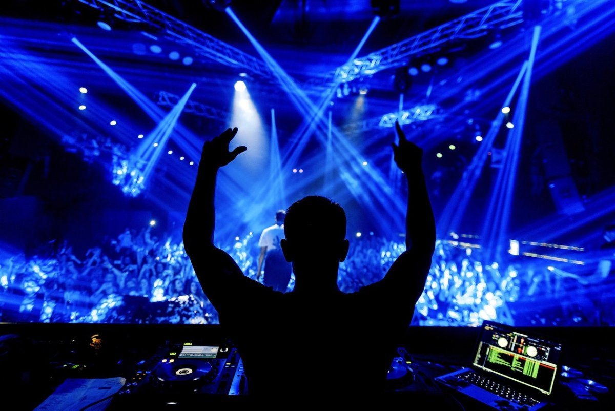 DJ рейв