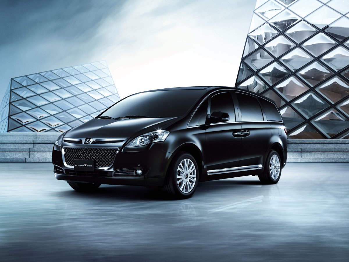 Luxgen 7 MPV 2.2 at