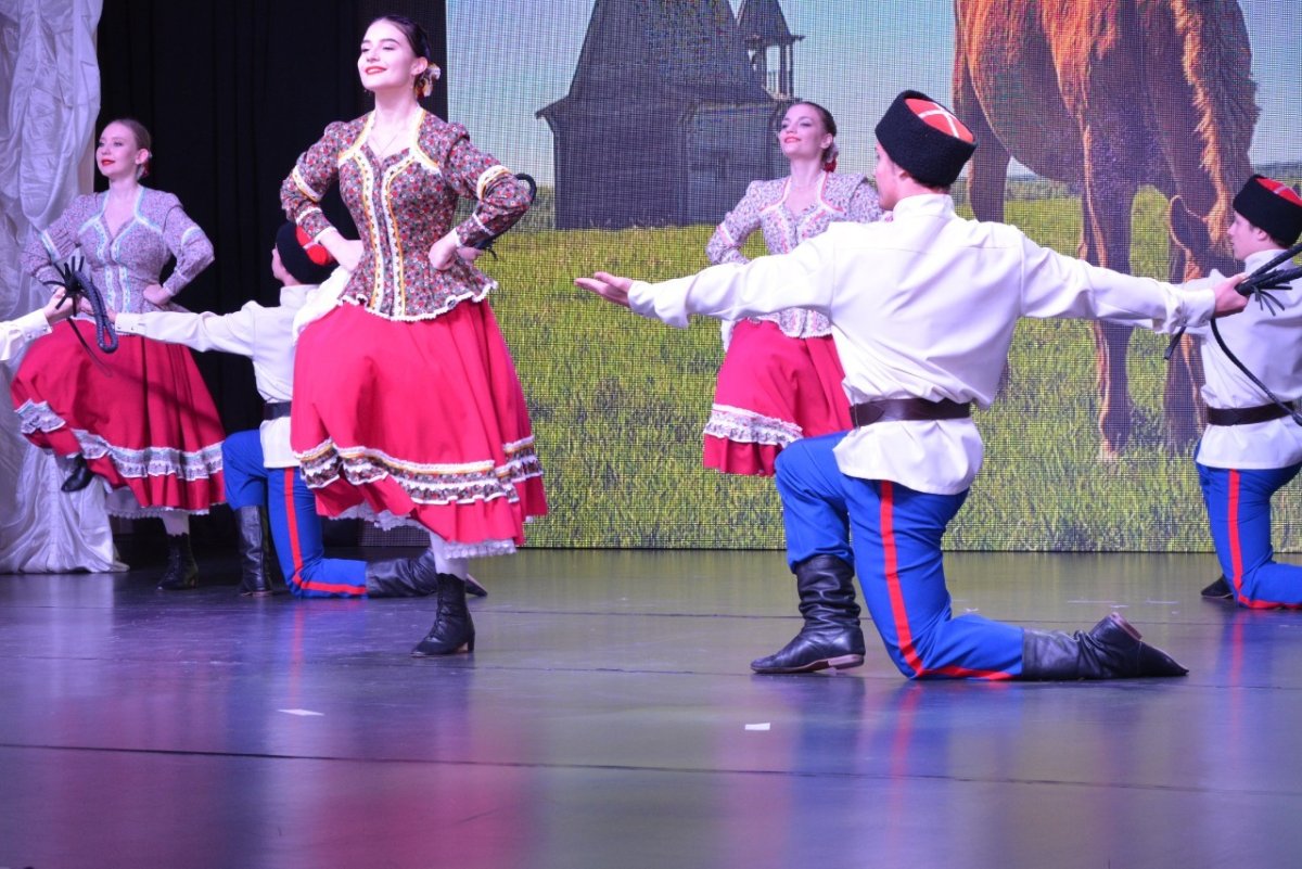 Пляска народный танец
