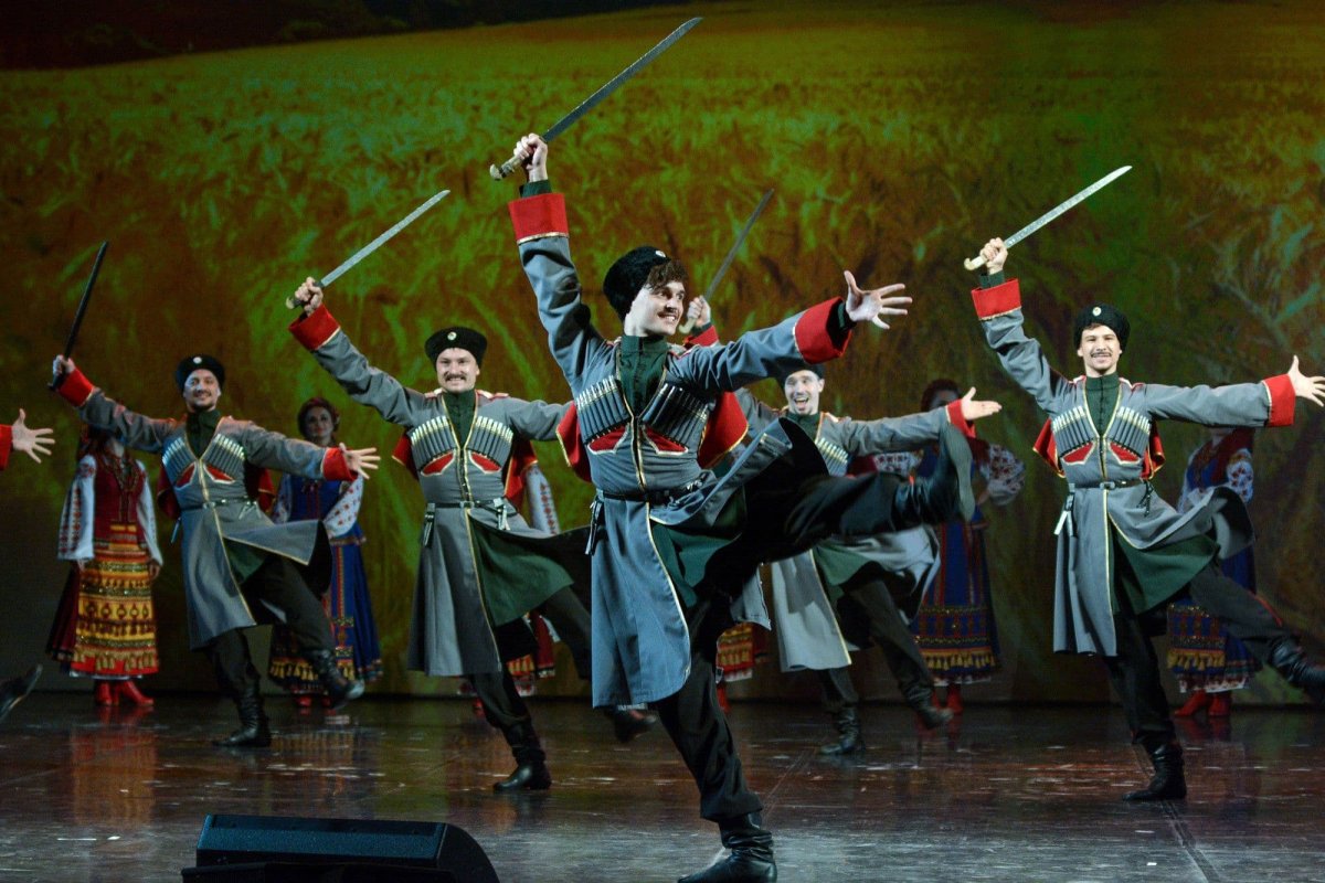 Кубанский казачий хор балет
