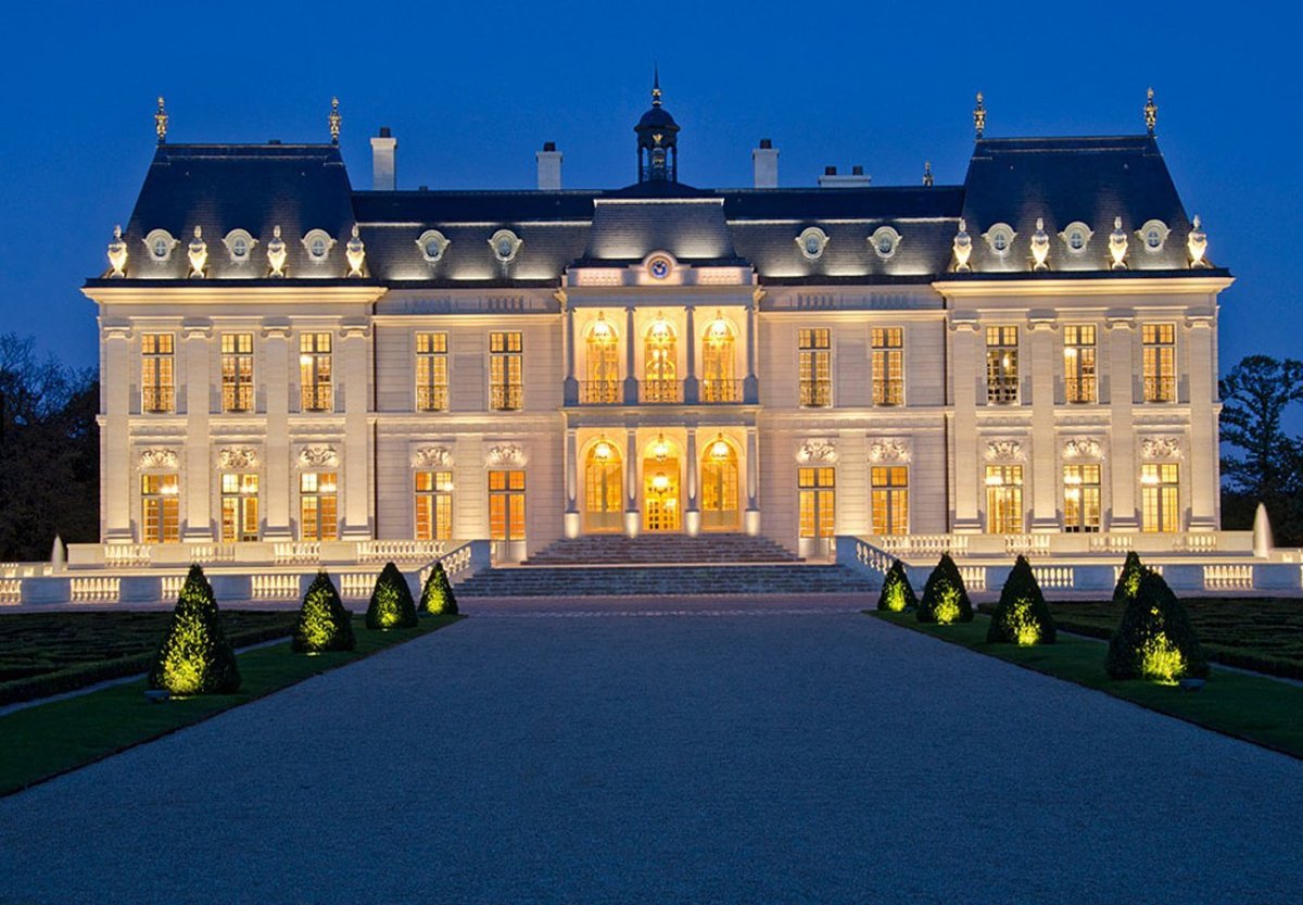 Особняк Chateau Louis XIV