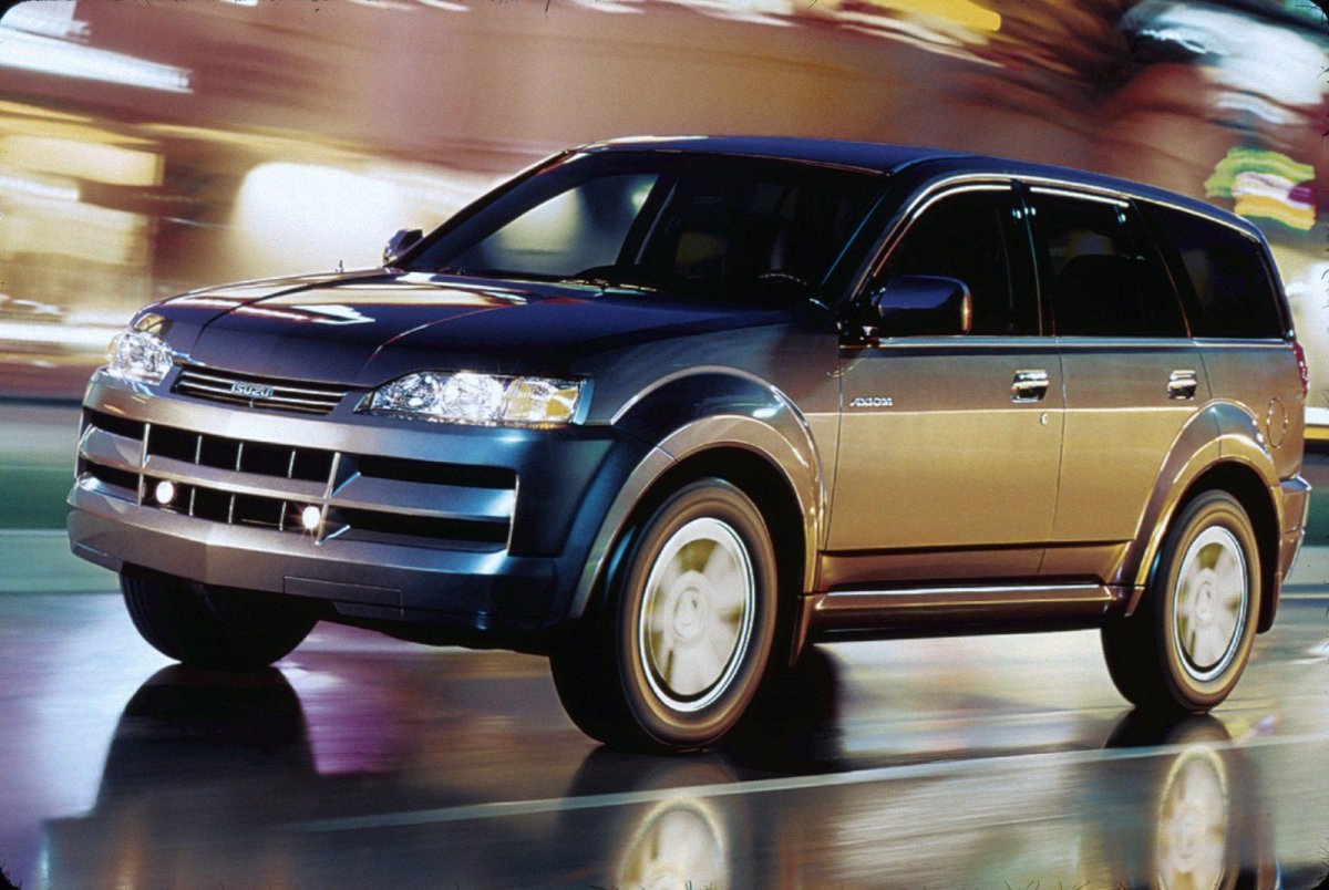 Isuzu Axiom 2004