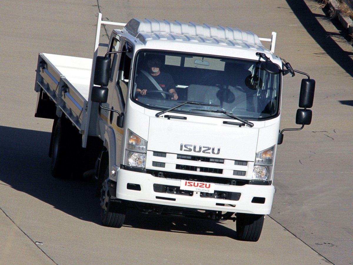 Isuzu 410