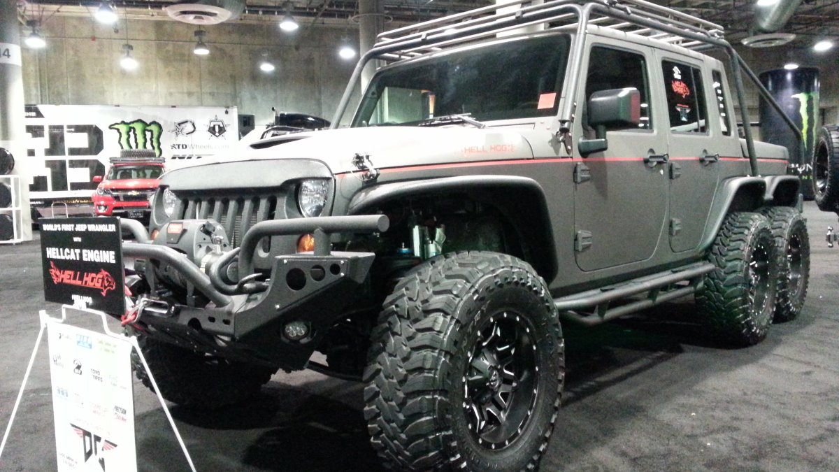 Jeep Wrangler 6х6 - "дикий кабан"