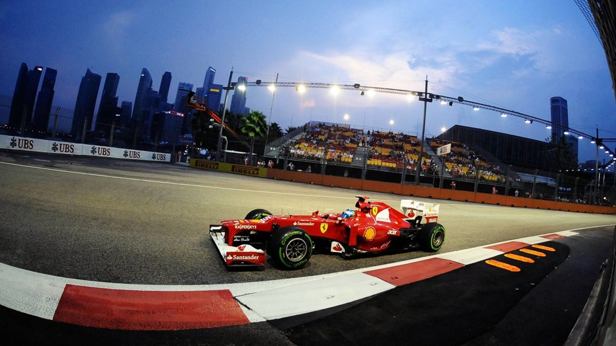 Ferrari 10 Фернандо Алонсо