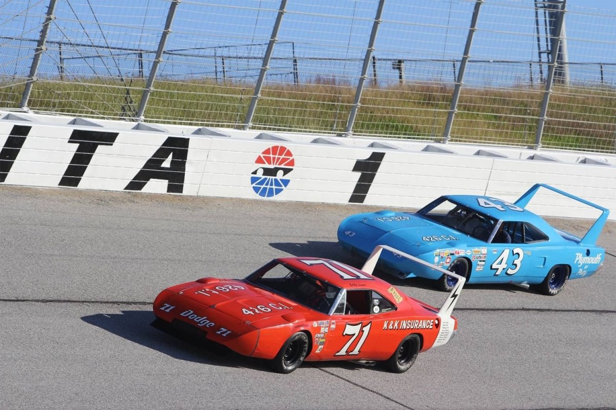 Dodge Charger Daytona 1969 NASCAR