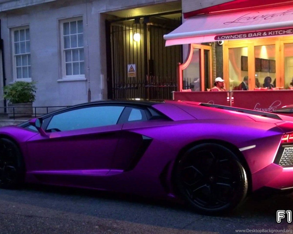 Lamborghini Aventador lp700-4 фиолетовый