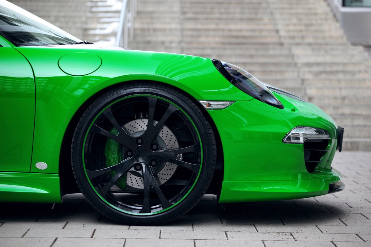 Порше 911 Каррера 4s 2013 зелёный