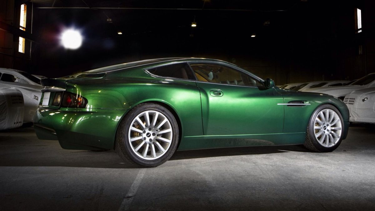Aston Martin Project Vantage 1998