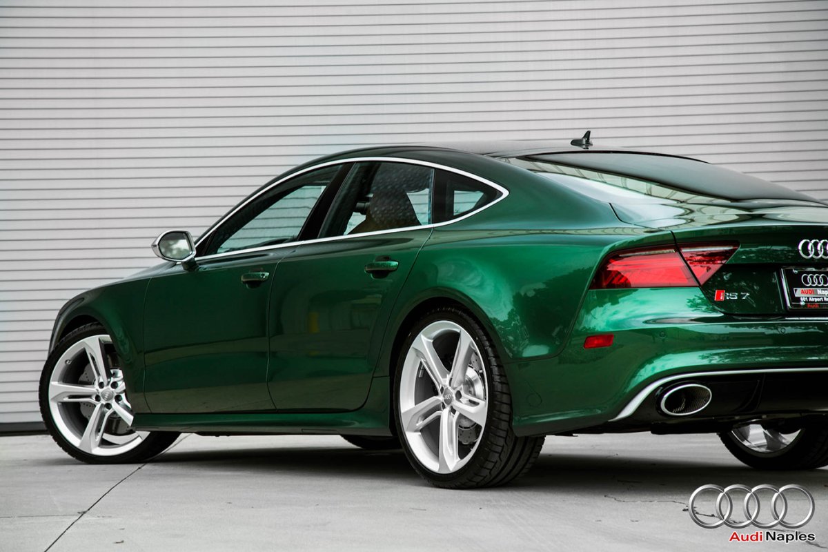 Audi rs7 зеленая