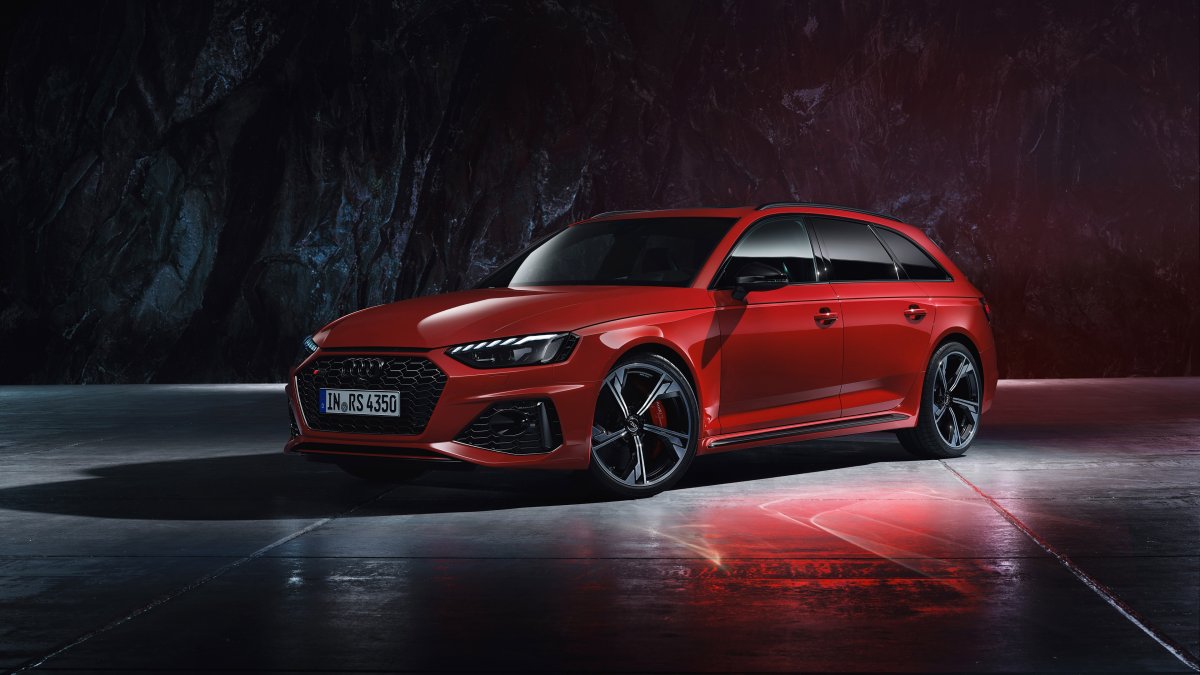 Ауди rs4 avant 2019