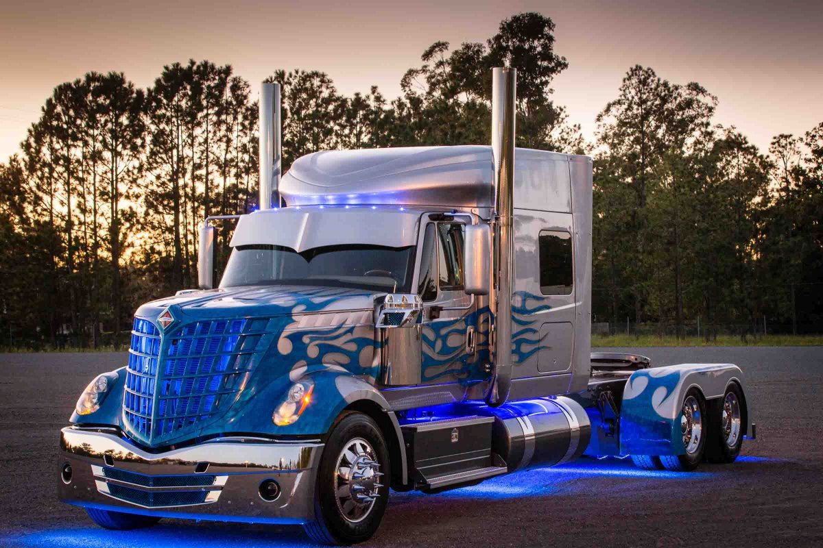 International Lonestar Custom