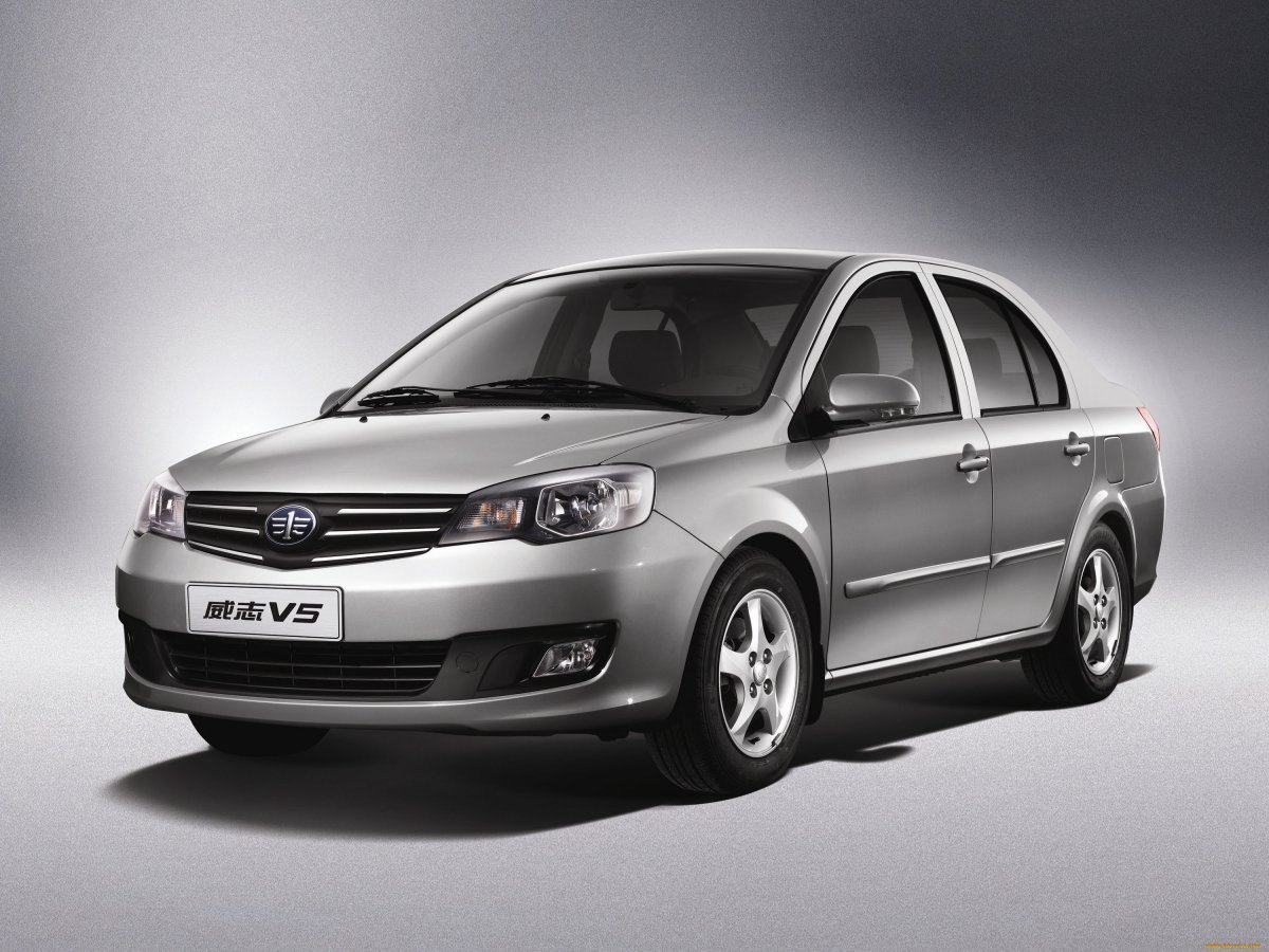 Автомобиль FAW v5