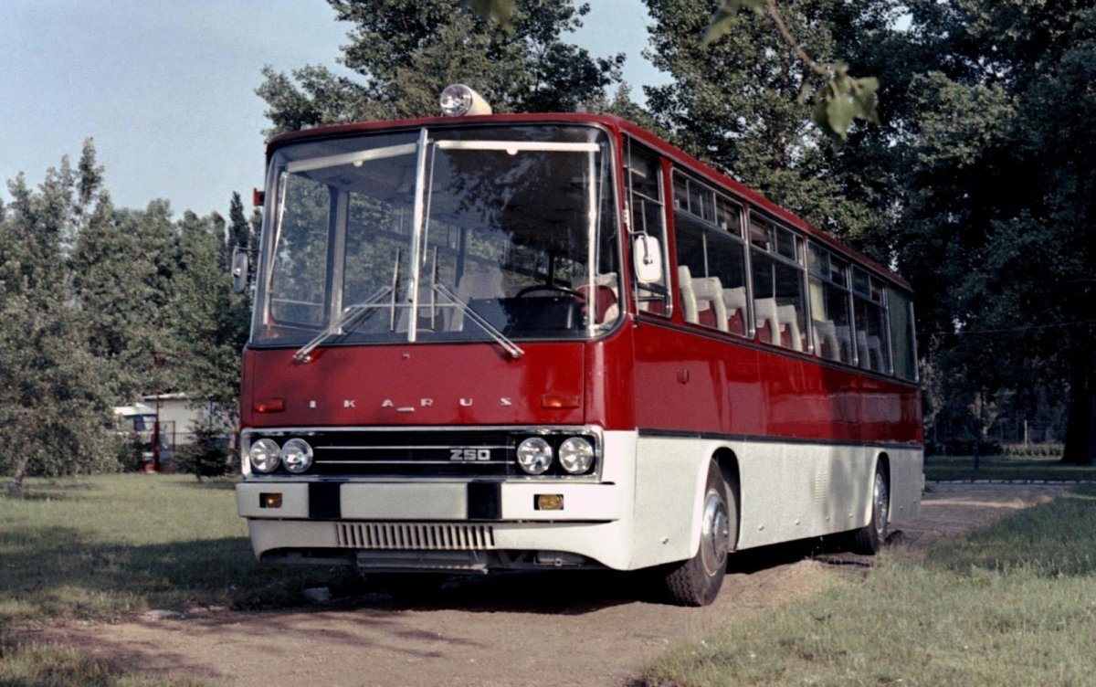 Икарус 250.70