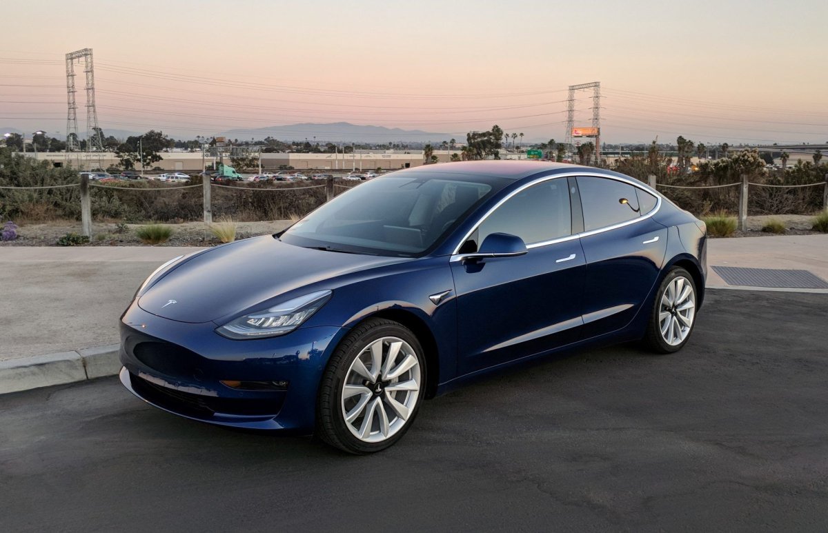 Tesla model 3 2019